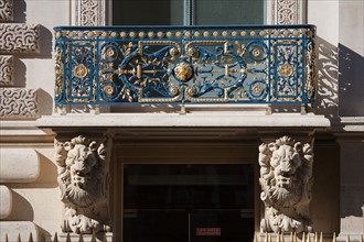 France, Région Ile de France, Paris 1er arrondissement, Rue de Rivoli, Musée du Louvre, façade