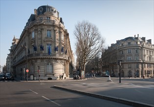 Paris 7e arrondissement,  boulevard Saint Germain