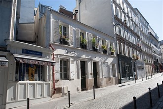 France, Région Ile de France, Paris 18e arrondissement, Montmartre, Rue la Vieuville, façades,