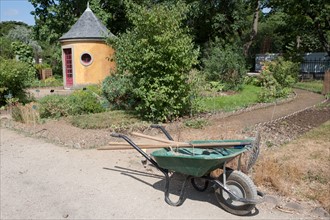 Jardin Des Plantes, Outils de jardinier