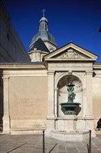 Fontaine Rue Charlemagne, Paris