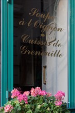Angle rue Saint Jacques et rue De La  Huchette, Restaurant, Jardin Notre Dame
