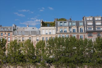 Ile de la Cité, Quai Des Orfevres Depuis Le Quai Des Grands Augustins