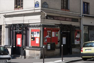 Angle de la rue Larray Et La rue du Puits de L'Emite, Cabaret La Vieille Grille
