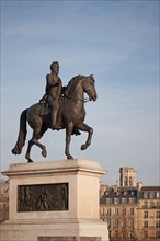 Pont Neuf, Statue d'Henri IV