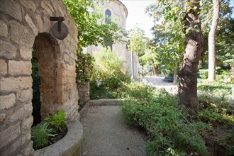 5e Arrondissement, Square Rene Viviani