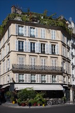 Rue D'Assas, Emile Littrac Mourut Dans Cet Immeuble