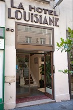 60 rue de Seine, Hôtel La Louisiane