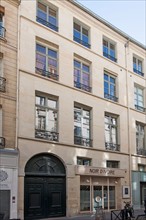 19 rue Mazarine, Robert Desnos y vécut