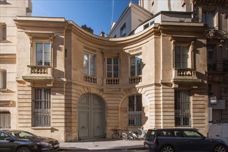 15 rue de Grenelle, Hôtel De Berulle