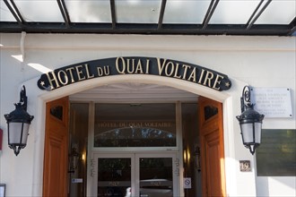 19 Quai Voltaire,  Restaurant La Voltaire