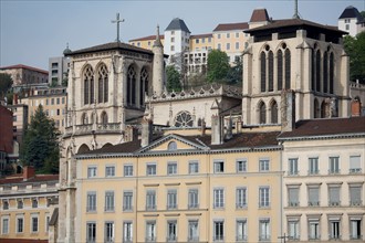 Lyon, Quai Romain Rolland et Cathedrale Saint-Jean-Baptiste