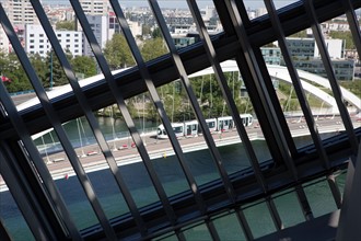 Lyon, Pont Raymond Barre vu depuis le musée des Confluences