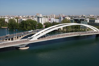 Lyon, Pont Raymond Barre vu depuis le musée des Confluences