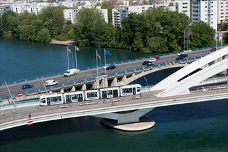 Lyon, Pont Raymond Barre vu depuis le musée des Confluences