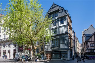 Rouen, Place Barthélémy