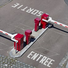 Rouen, barrieres d'un parking