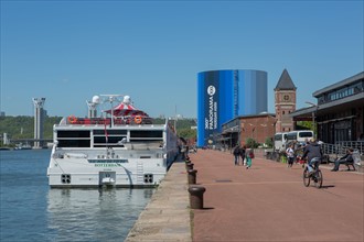 Rouen, Panorama XXL and rehabilitated former docks