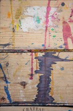 Paris, Atelier Elzevir, restes de peinture sur bois