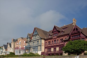 Trouville sur Mer, villas du front de mer