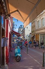 Trouville sur Mer, Rue des Bains