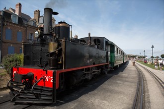 Le Crotoy (Baie de Somme, France), train touristique à vapeur