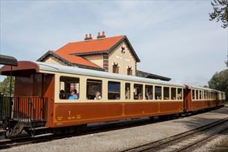 Le Crotoy (Baie de Somme, France), train touristique à vapeur