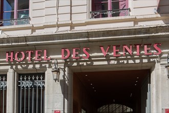 Lyon, 6 Rue Marcel Gabriel Rivière, façade Hôtel des Ventes