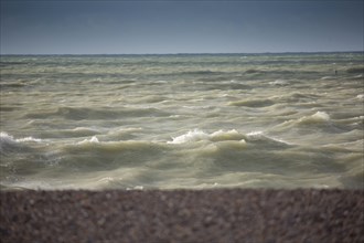 Dieppe, début de tempête sur la plage