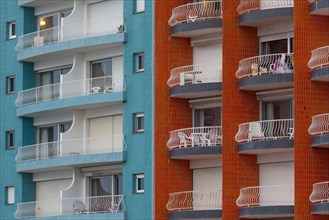 Le Touquet Paris Plage, façades d'immeubles du front de mer colorées