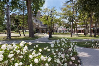 Le Touquet Paris Plage, Avenue des Phares and Avenue du Verger