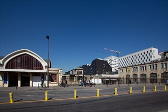 Paris, Pont-Cardinet railway station