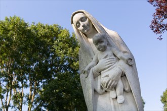 Montreuil-sur-Mer, Vierge à l'Enfant