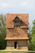 Château de Crèvecoeur, Fondation Schlumberger, à Crèvecoeur-en-Auge