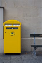 Paris, letterbox