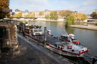 Barge of the Paris Fire Brigade