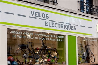Paris, electric bikes shop, bicycles