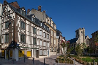 Rouen (Seine Maritime), place Restout