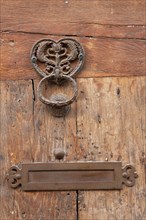 Rouen (Seine Maritime), door knocker and letter box