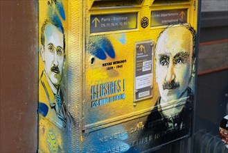 Paris, letter box painted with a portrait of Henri Bergson