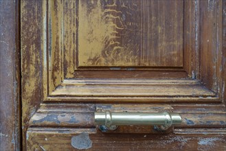 Paris, detail of a door with patina