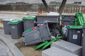 Paris, garbage piling up