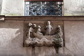 Sculpture représentant la légende de saint Julien l’Hospitalier