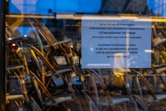 Paris, café-restaurant Les Deux Magots, closed to prevent spread of coronavirus
