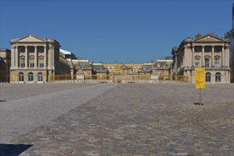 Le château de Versailles fermé à cause de l'épidémie de Covid-19