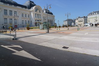 Trouville-sur-Mer, place Foch