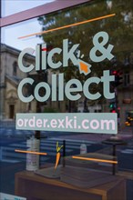 Paris, restaurant pratiquant le "click & collect" pendant le confinement ordonné pour cause de pandémie Covid-19