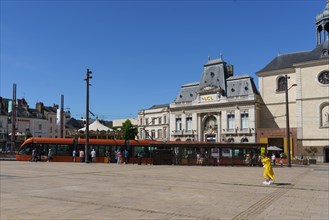 Place de la République, Le Mans