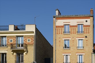 Buildings on rue de Mars in Reims