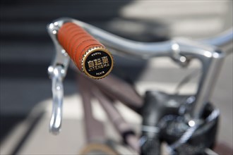 Bike handlebars, Paris